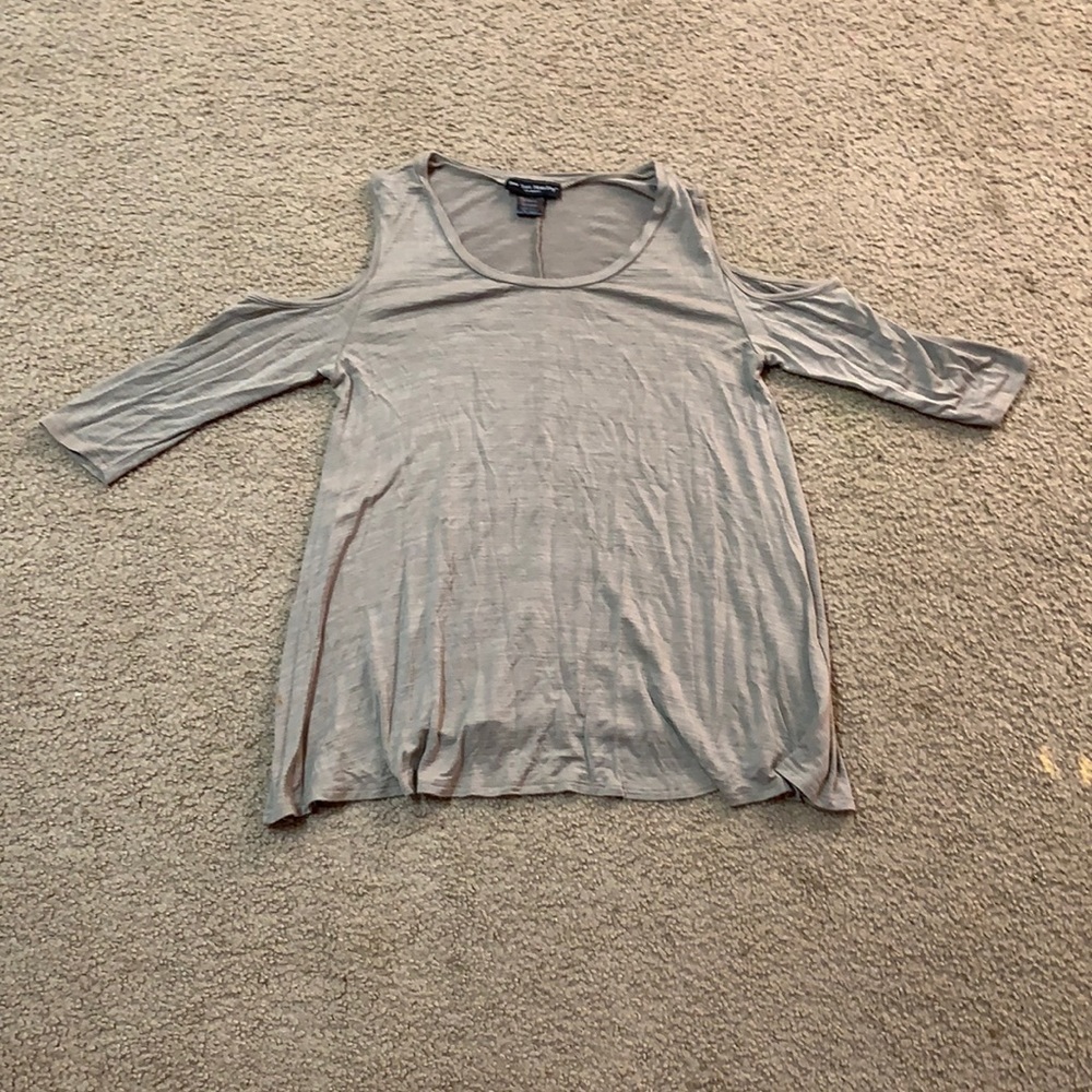 Brown shoulder opening long sleeved shirt